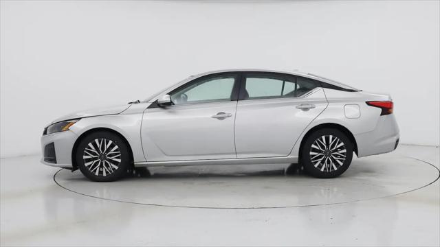 2023 Nissan Altima SV FWD
