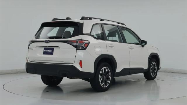 2025 Subaru Forester Base