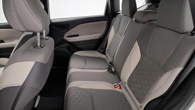 2025 Subaru Forester Base