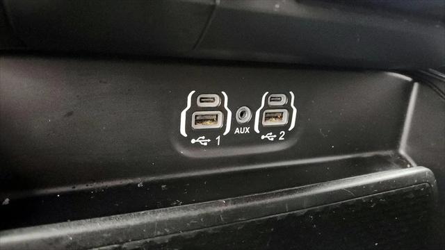 2020 Ram 1500 Big Horn Crew Cab 4x4 5'7" Box