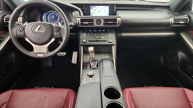 2015 Lexus IS 250 Crafted Line