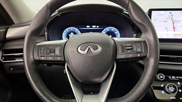 2022 INFINITI QX60 LUXE AWD
