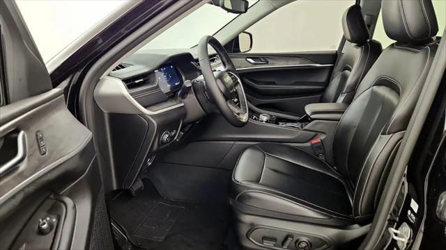 2023 Jeep Grand Cherokee Limited 4x2