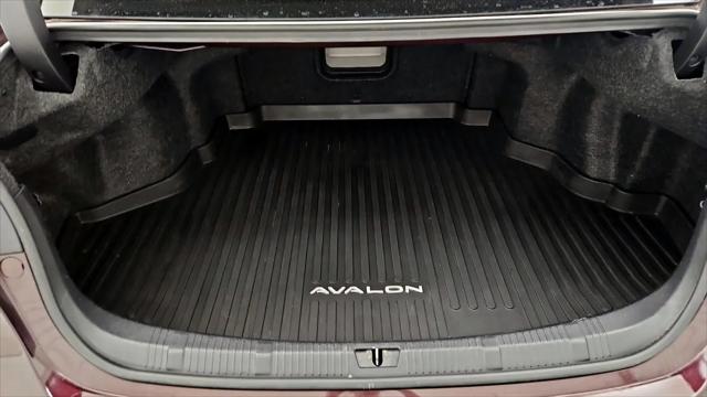 2017 Toyota Avalon XLE Premium