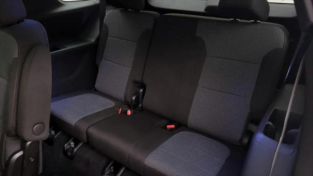 2023 Chevrolet Traverse FWD LT Cloth