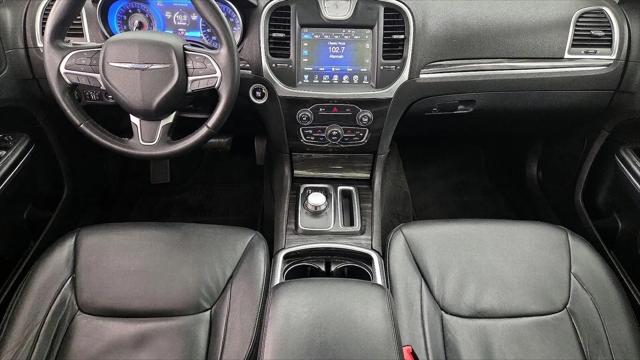 2015 Chrysler 300 Limited