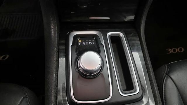 2015 Chrysler 300 Limited