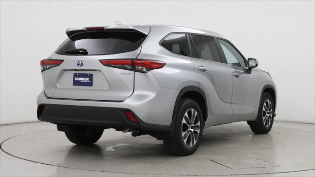 2023 Toyota Highlander Hybrid XLE