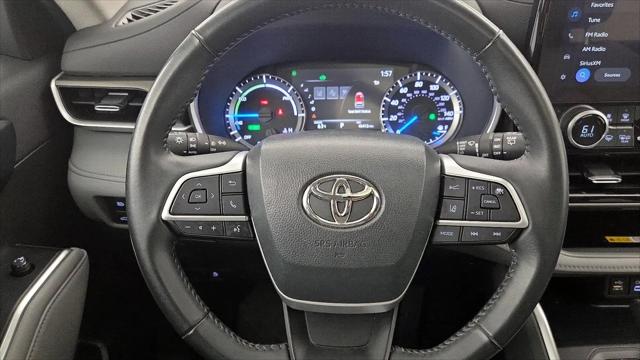 2023 Toyota Highlander Hybrid XLE