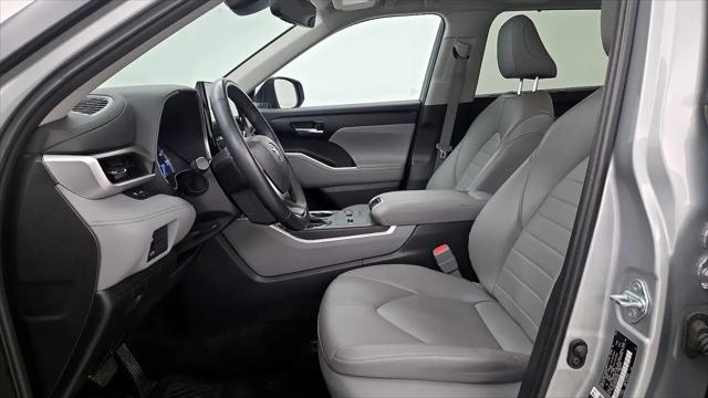2023 Toyota Highlander Hybrid XLE