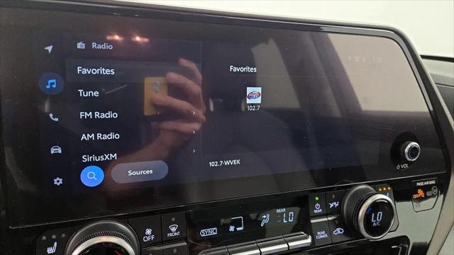 2023 Toyota Highlander Hybrid XLE