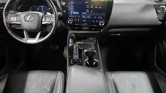 2022 Lexus NX 350h Luxury