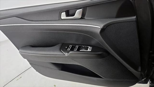 2024 Kia K5 LXS