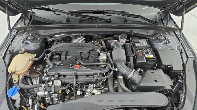 2024 Kia K5 LXS