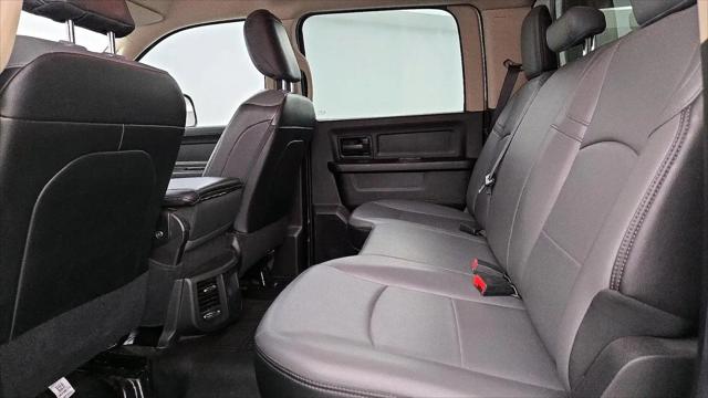 2020 Ram 3500 Tradesman Crew Cab 4x4 8' Box