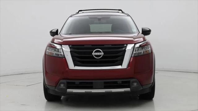 2022 Nissan Pathfinder SL 2WD