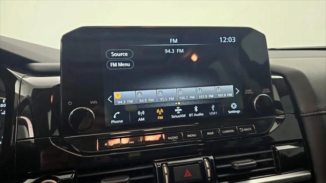 2022 Nissan Pathfinder SL 2WD