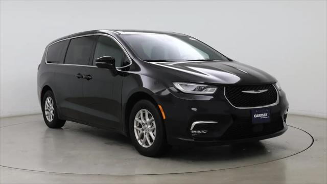 2025 Chrysler Pacifica Select for sale in Huntsville, AL