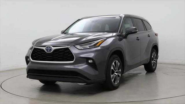 2022 Toyota Highlander Hybrid XLE