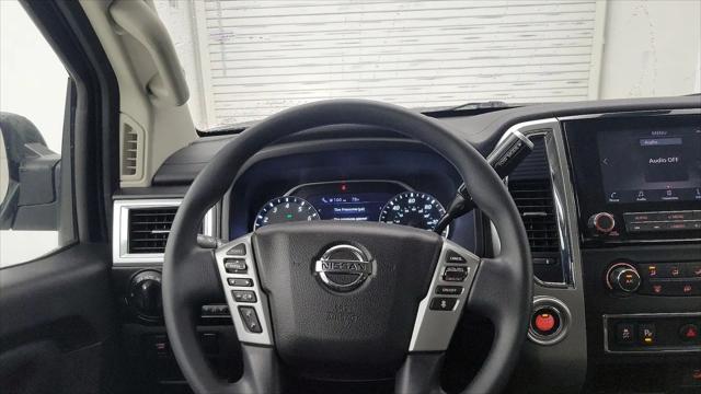 2021 Nissan Titan Crew Cab SV 4x2