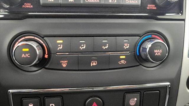 2021 Nissan Titan Crew Cab SV 4x2