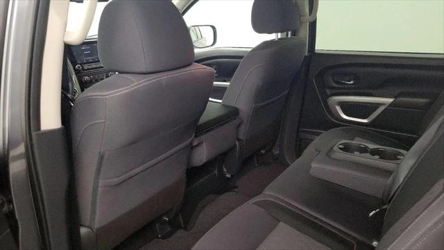 2021 Nissan Titan Crew Cab SV 4x2