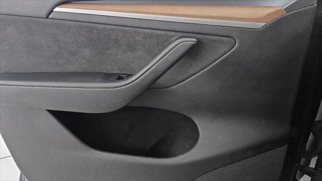 2024 Tesla Model Y Long Range Dual Motor All-Wheel Drive