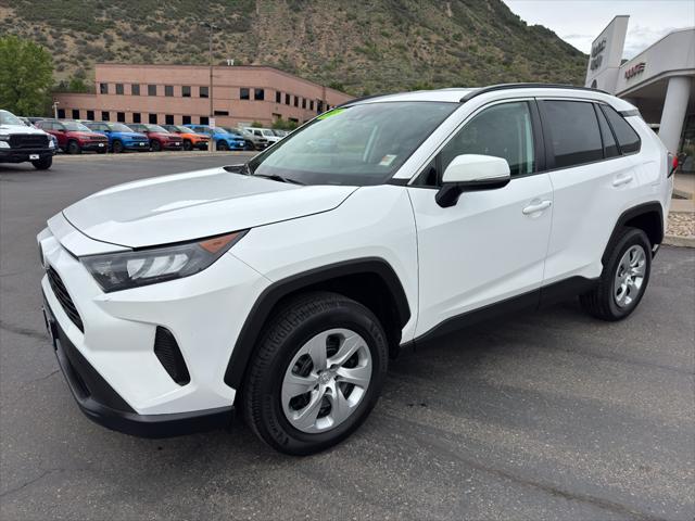 2021 Toyota RAV4 LE