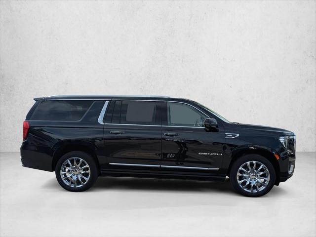 2022 GMC Yukon XL 4WD Denali