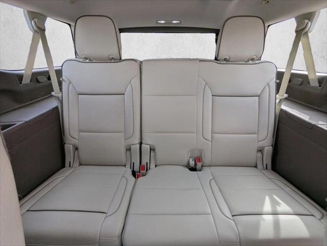 2022 GMC Yukon XL 4WD Denali