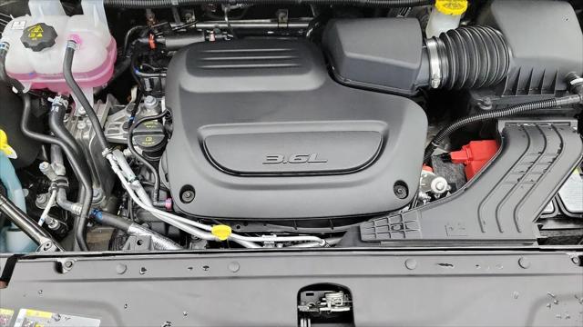 2024 Chrysler Pacifica Limited AWD