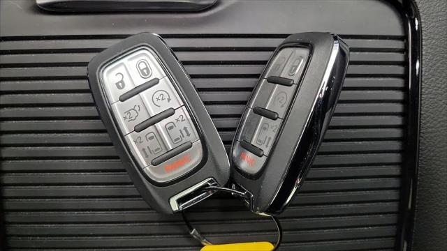 2024 Chrysler Pacifica Limited AWD