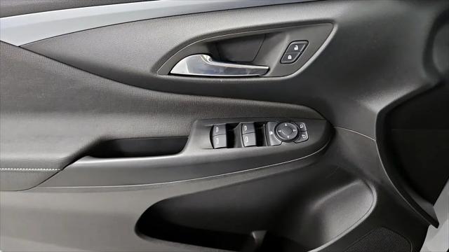 2025 Buick NV Preferred FWD