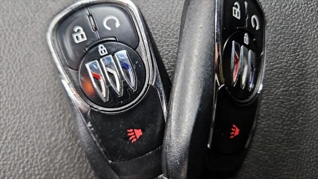 2025 Buick NV Preferred FWD