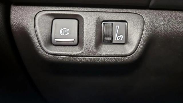 2023 GMC Acadia FWD SLT