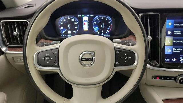 2022 Volvo S60 B5 Momentum