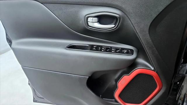 2023 Jeep Renegade Trailhawk 4x4