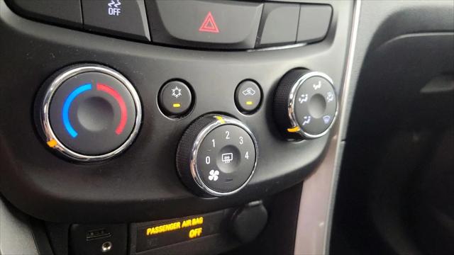 2021 Chevrolet Trax FWD LT