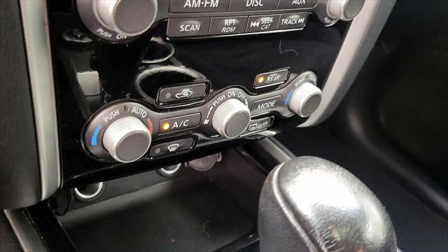 2015 Nissan Pathfinder SV