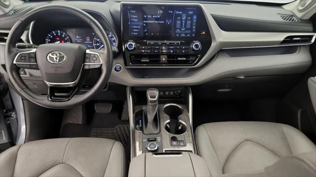 2021 Toyota Highlander Platinum