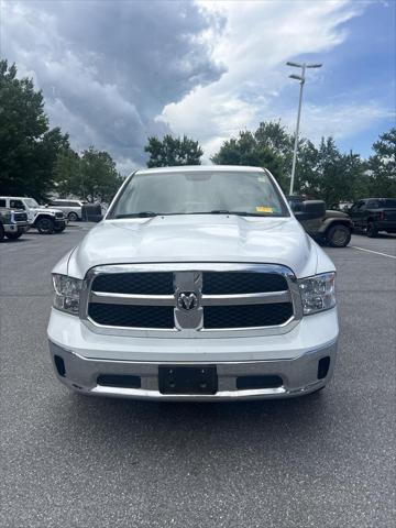 2019 RAM 1500 Classic SLT Crew Cab 4x4 64 Box
