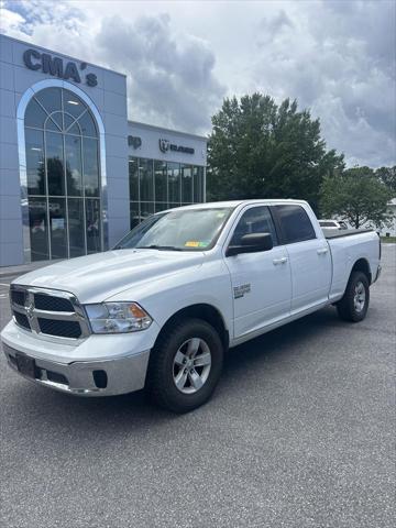 2019 RAM 1500 Classic SLT Crew Cab 4x4 64 Box