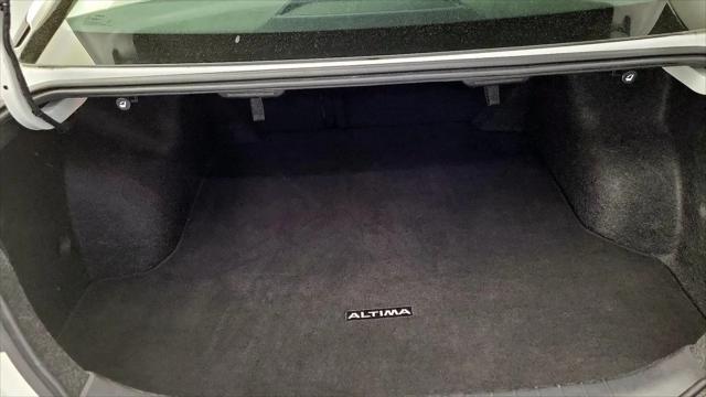 2025 Nissan Altima SV FWD