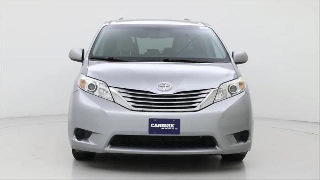 2017 Toyota Sienna LE 8 Passenger