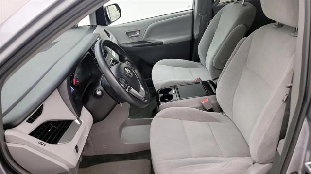 2017 Toyota Sienna LE 8 Passenger