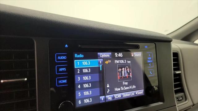 2017 Toyota Sienna LE 8 Passenger