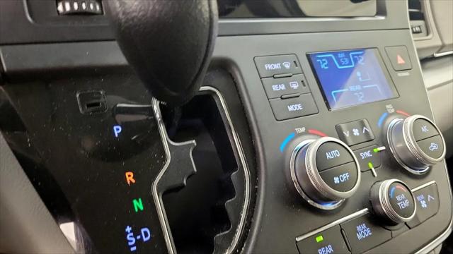 2017 Toyota Sienna LE 8 Passenger