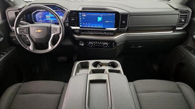 2023 Chevrolet Silverado 1500 4WD Crew Cab Short Bed LT with 2FL