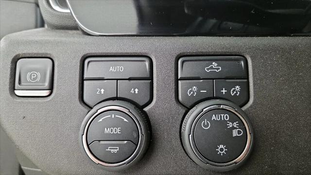 2023 Chevrolet Silverado 1500 4WD Crew Cab Short Bed LT with 2FL