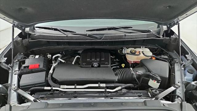 2023 Chevrolet Silverado 1500 4WD Crew Cab Short Bed LT with 2FL